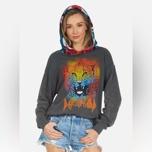 Lauren Moshi Def Leopard sweatshirt - size L - very good condition